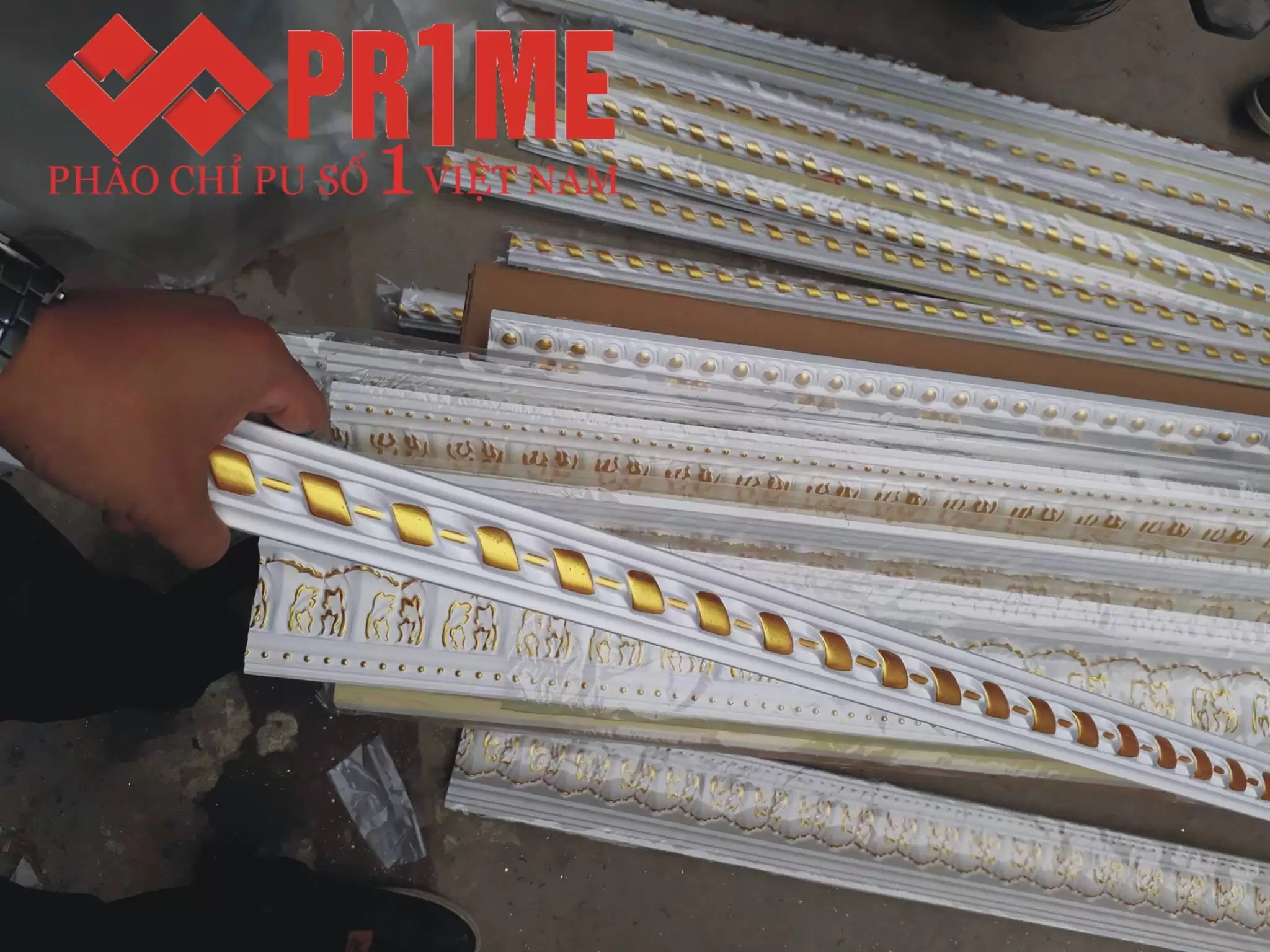 Phào chỉ pu giả đá