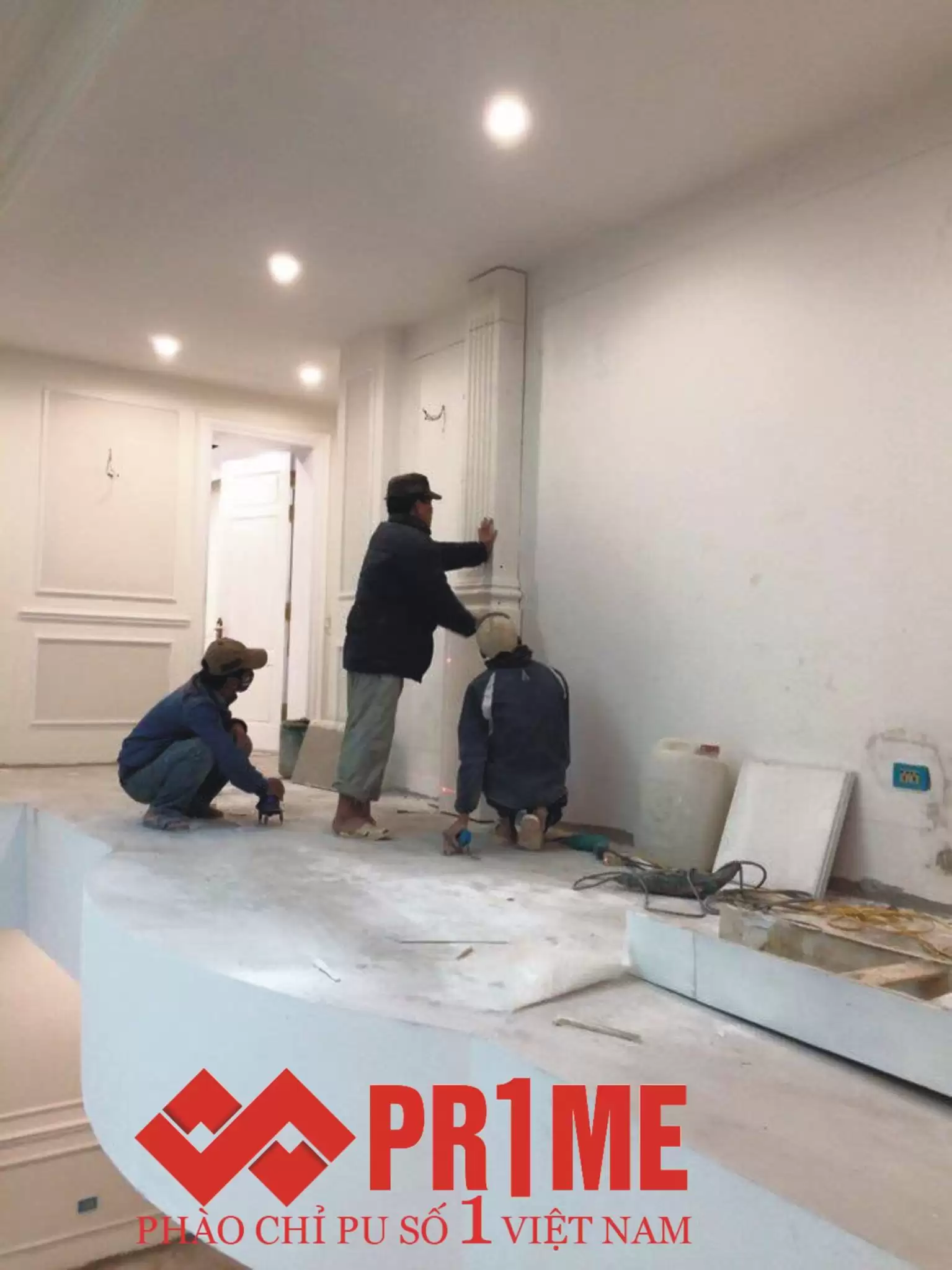 thợ thi công phào chỉ pu giá rẻ tphcm