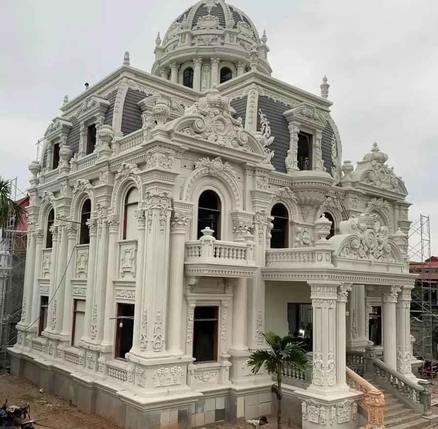 Phào chỉ ngoài trời