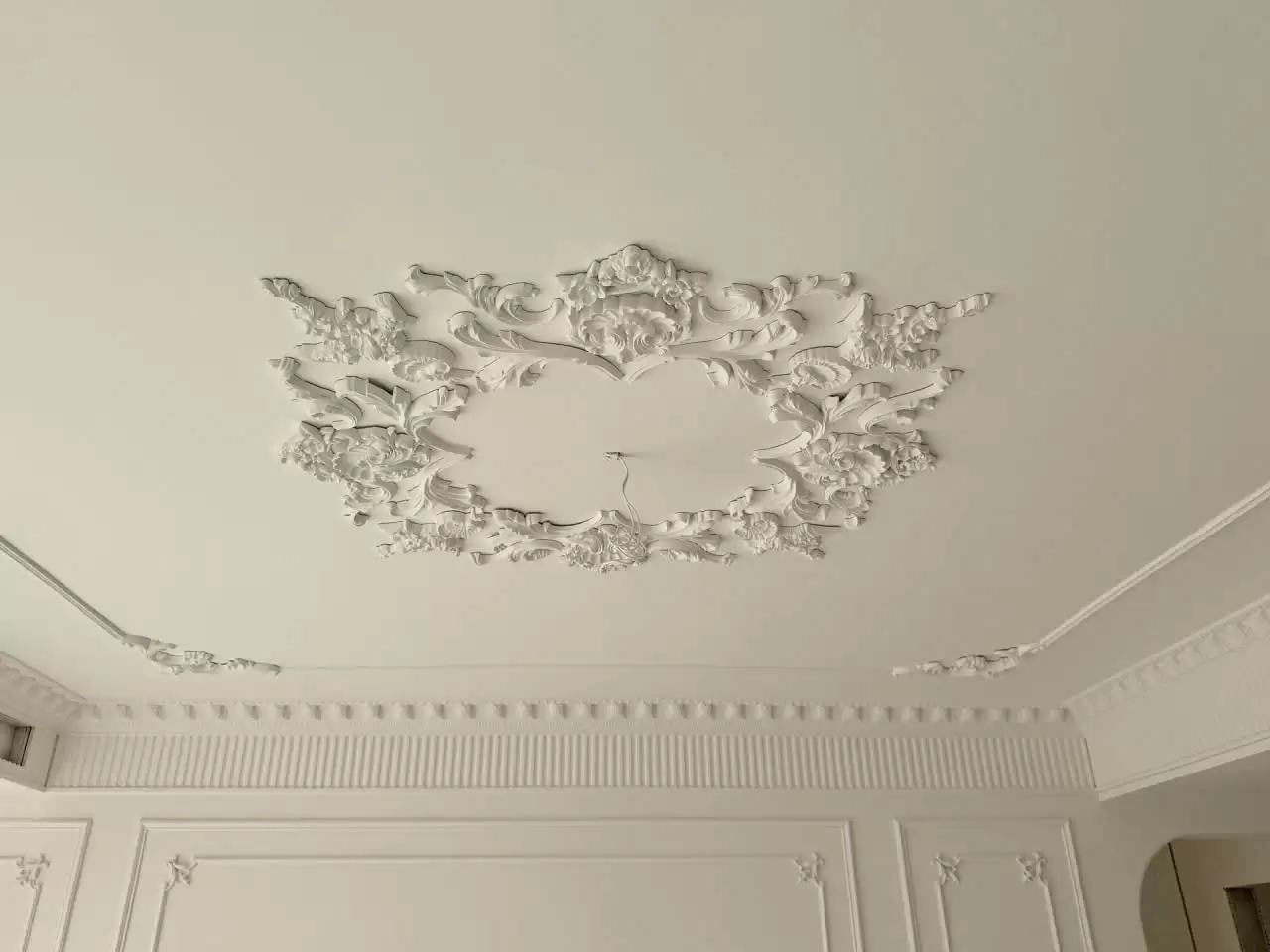 Phào chỉ PU nhập khẩu trang trí trần