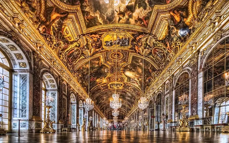 Phong cách nội thất Baroque sử dụng vật liệu sang trọng để tạo nên sự đẳng cấp