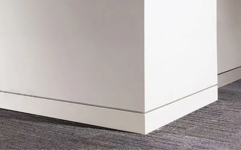 Lưu Ý Quan Trọng Khi Thi Công Len Chân Tường Âm